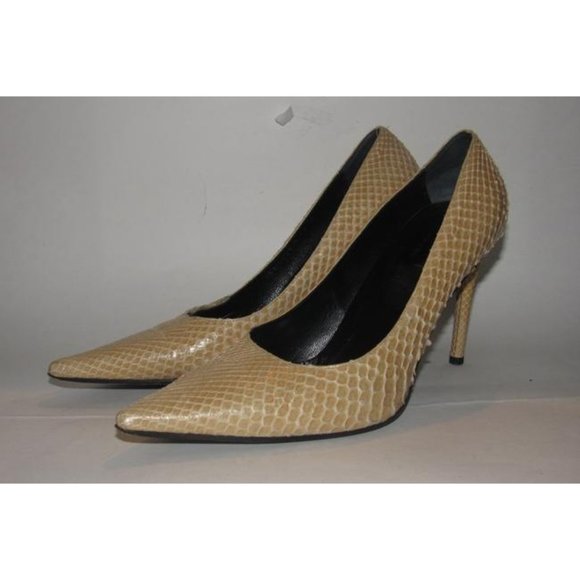 Gucci Champagne Colored Snakeskin Leather Pumps - Picture 6 of 12